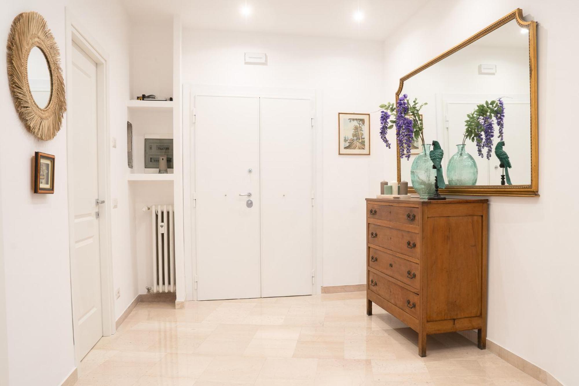 Apartment Charming Gregory Rom